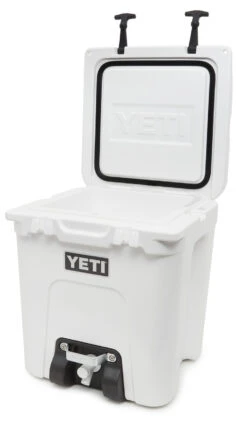 YETI Silo 6G Water Cooler - White 7 YETI Silo 6G Water Cooler - White -VMC Sales Store yeti silo 6g water cooler white 73954.1651348582